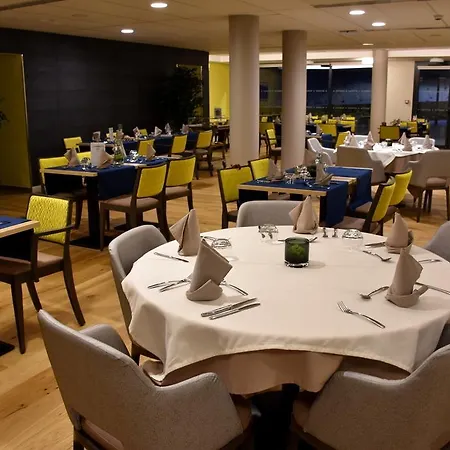 Domitys - Le Castel Du Val Apartment Perignat-les-Sarlieve