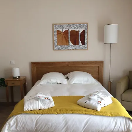 Apartment Domitys - Le Castel Du Val Perignat-les-Sarlieve